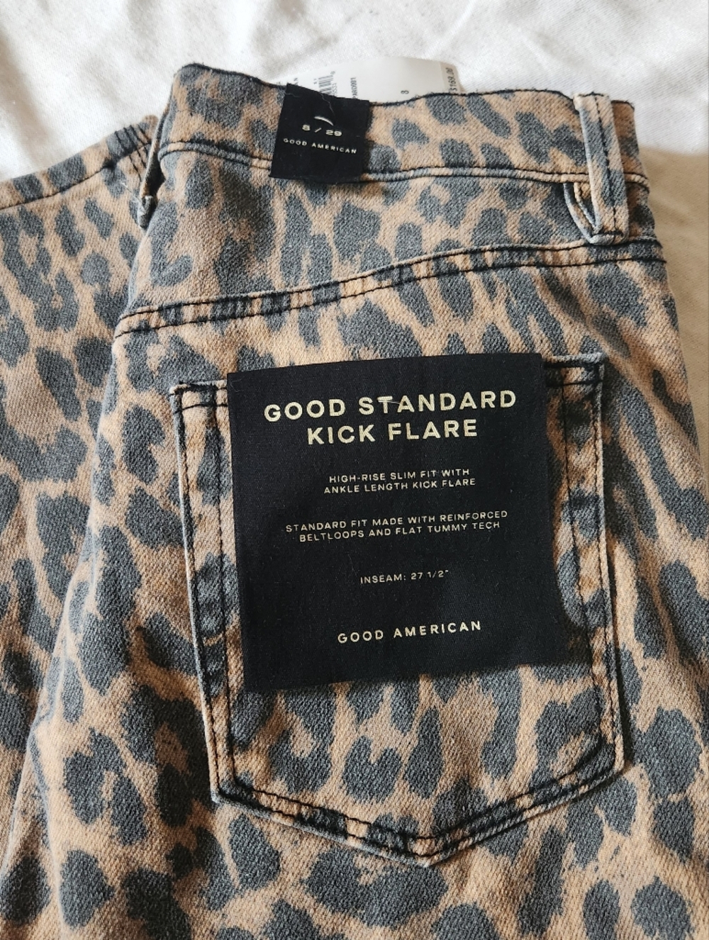 Good American Leopard Print Kick Flare Jeans High Rise NWT Size 8 - Picture 9 of 10